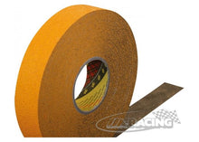 Fahrbahnmarkierung gelb